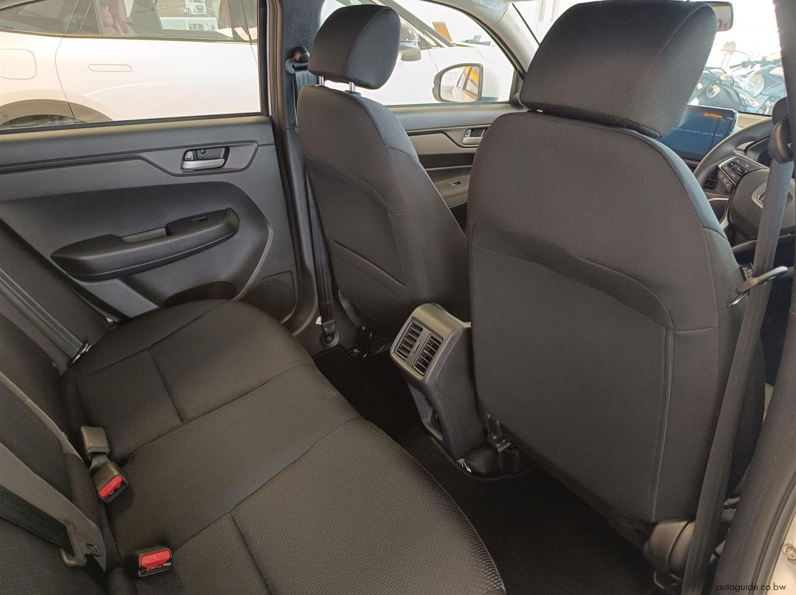2025 Honda Amaze pictures