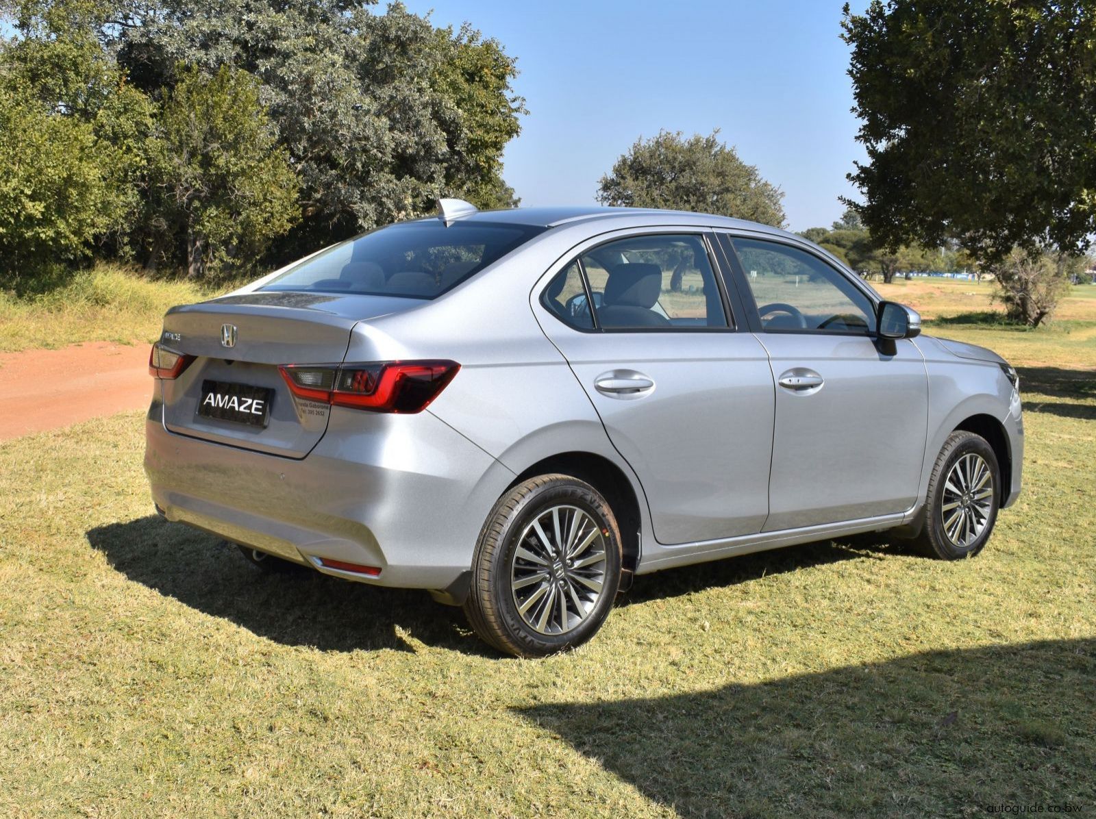 2025 Honda Amaze Comfort CVT  pictures