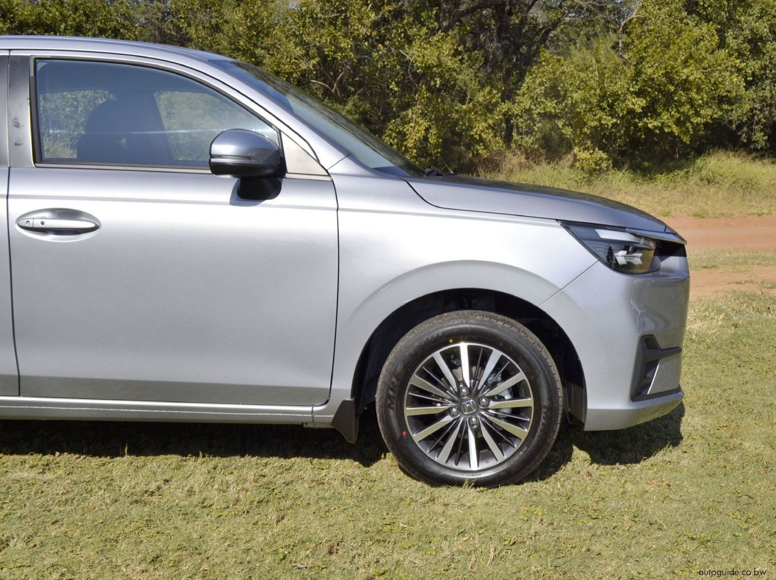 2025 Honda Amaze Comfort CVT  pictures