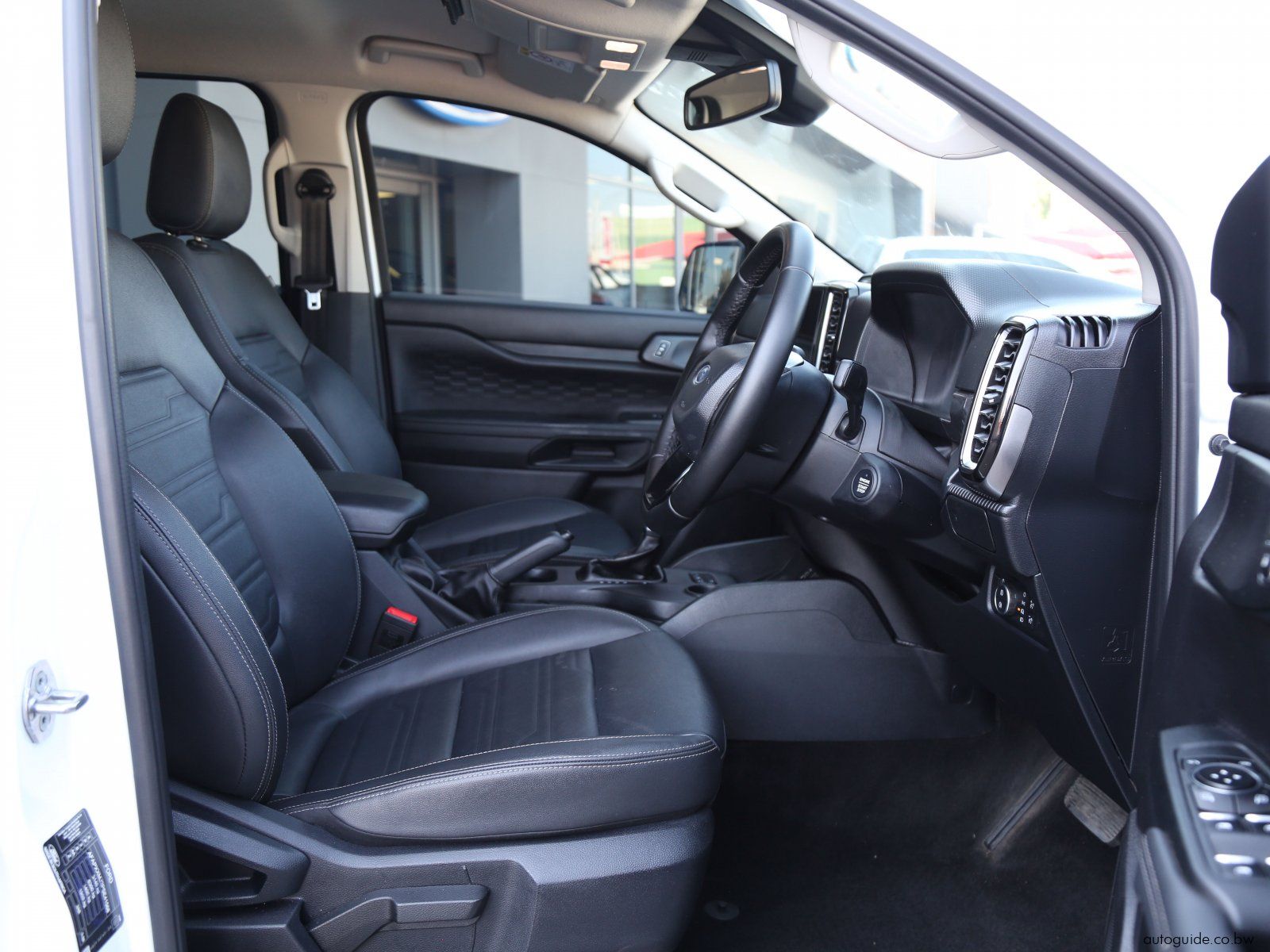 2025 Ford Ranger XLT SiT 6 Speed photo