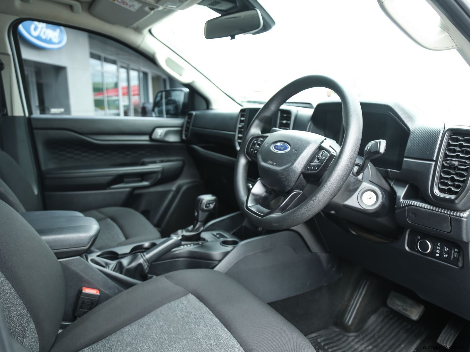 2025 Ford Ranger XL photo