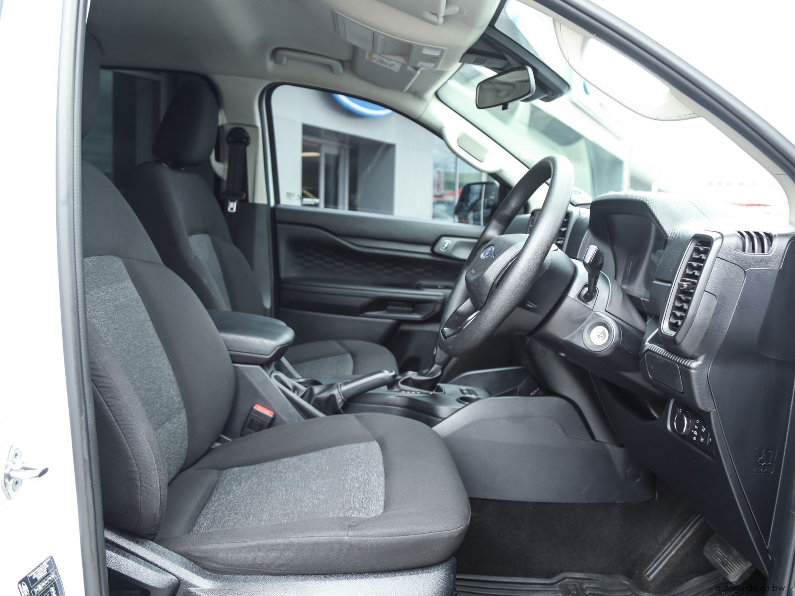2025 Ford Ranger XL photo
