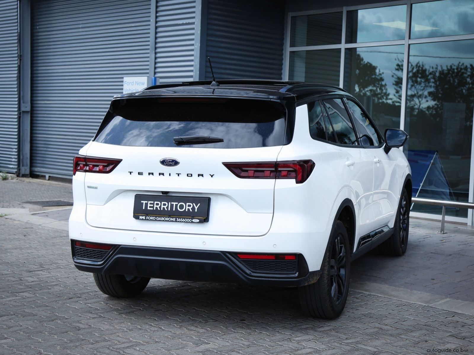 2025 Ford Territory Dark Edition pictures