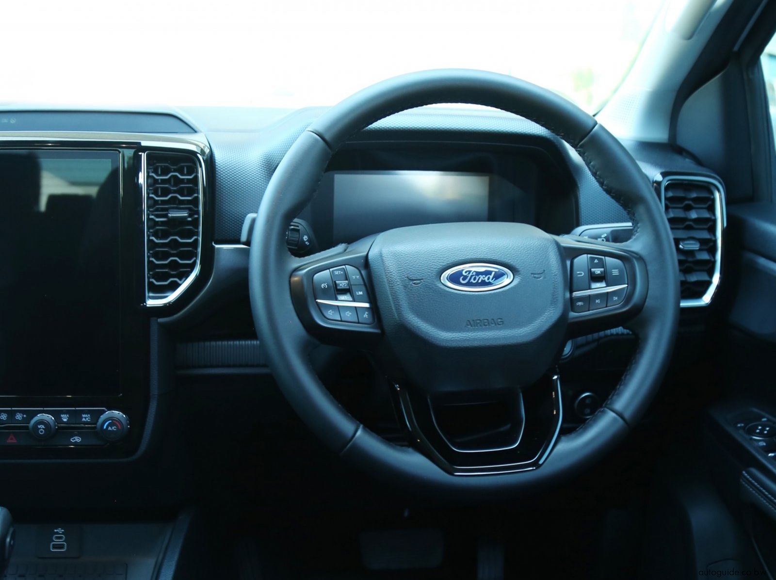 2025 Ford Ranger XLT 6 Speed pictures