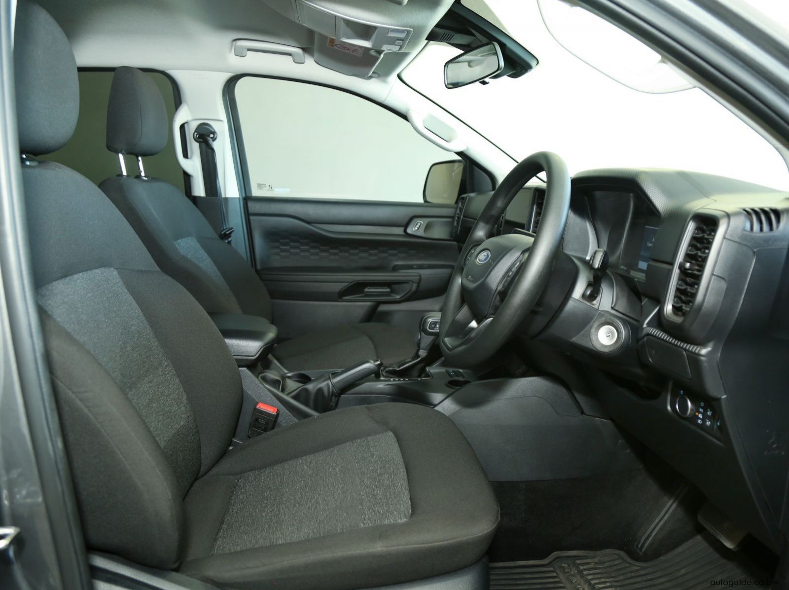 2025 Ford Ranger XL pictures