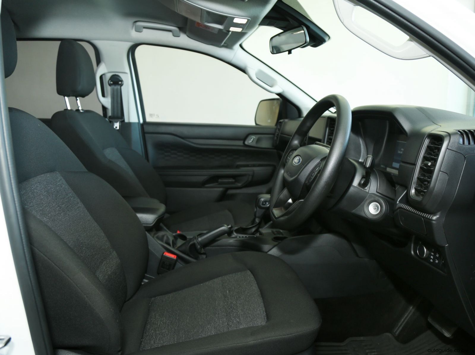 2025 Ford Ranger XL pictures