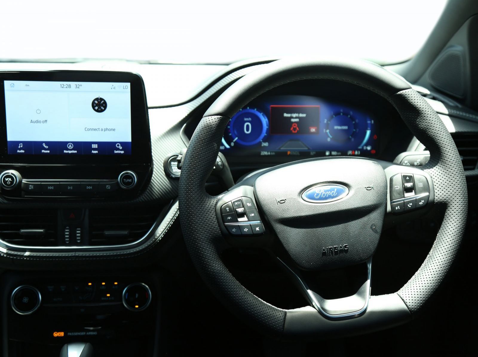 2024 Ford Puma Ecoboost ST-Line Vignale pictures