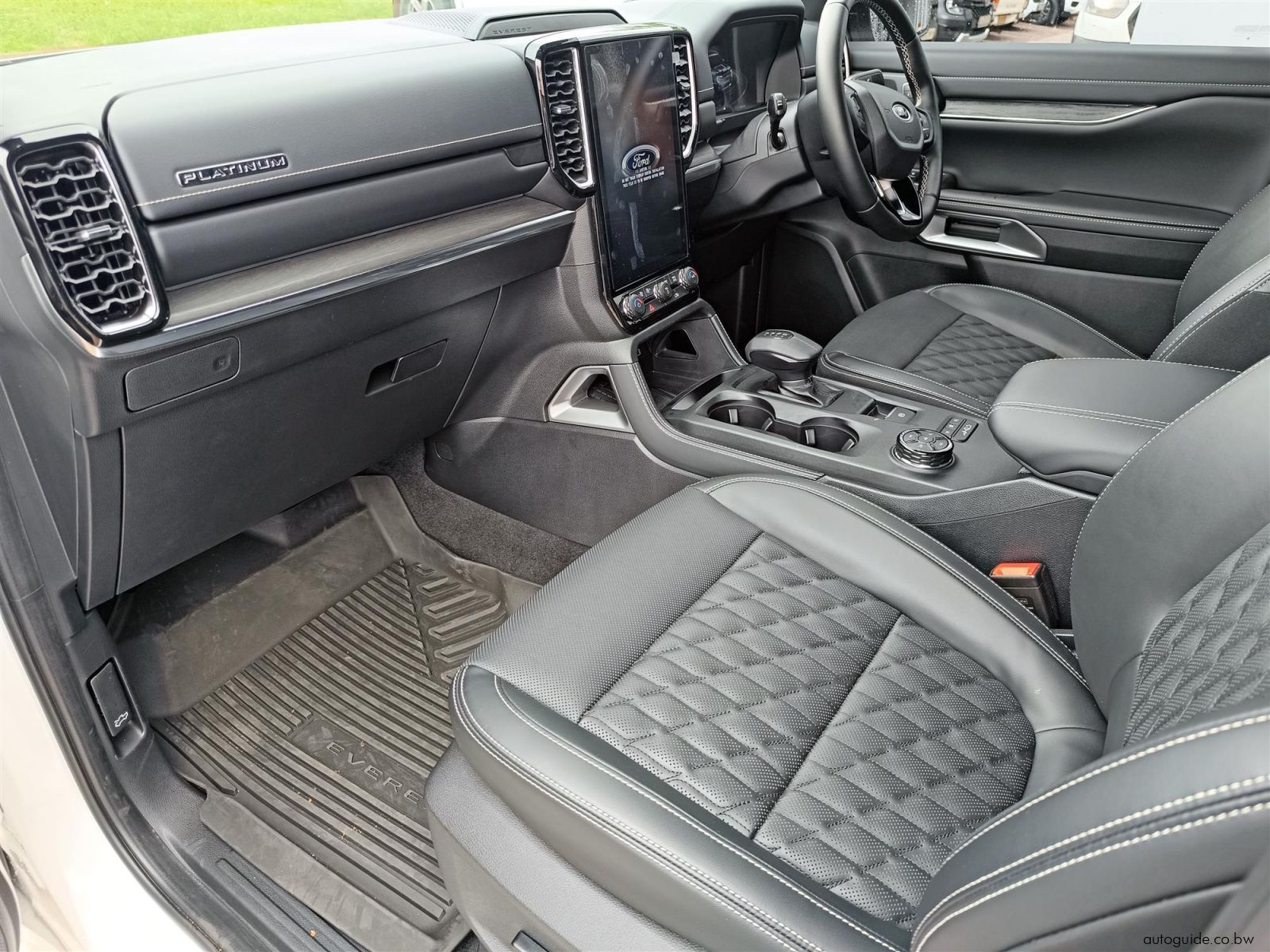 2026 Ford Everest Platinum 3.0L V6 photo