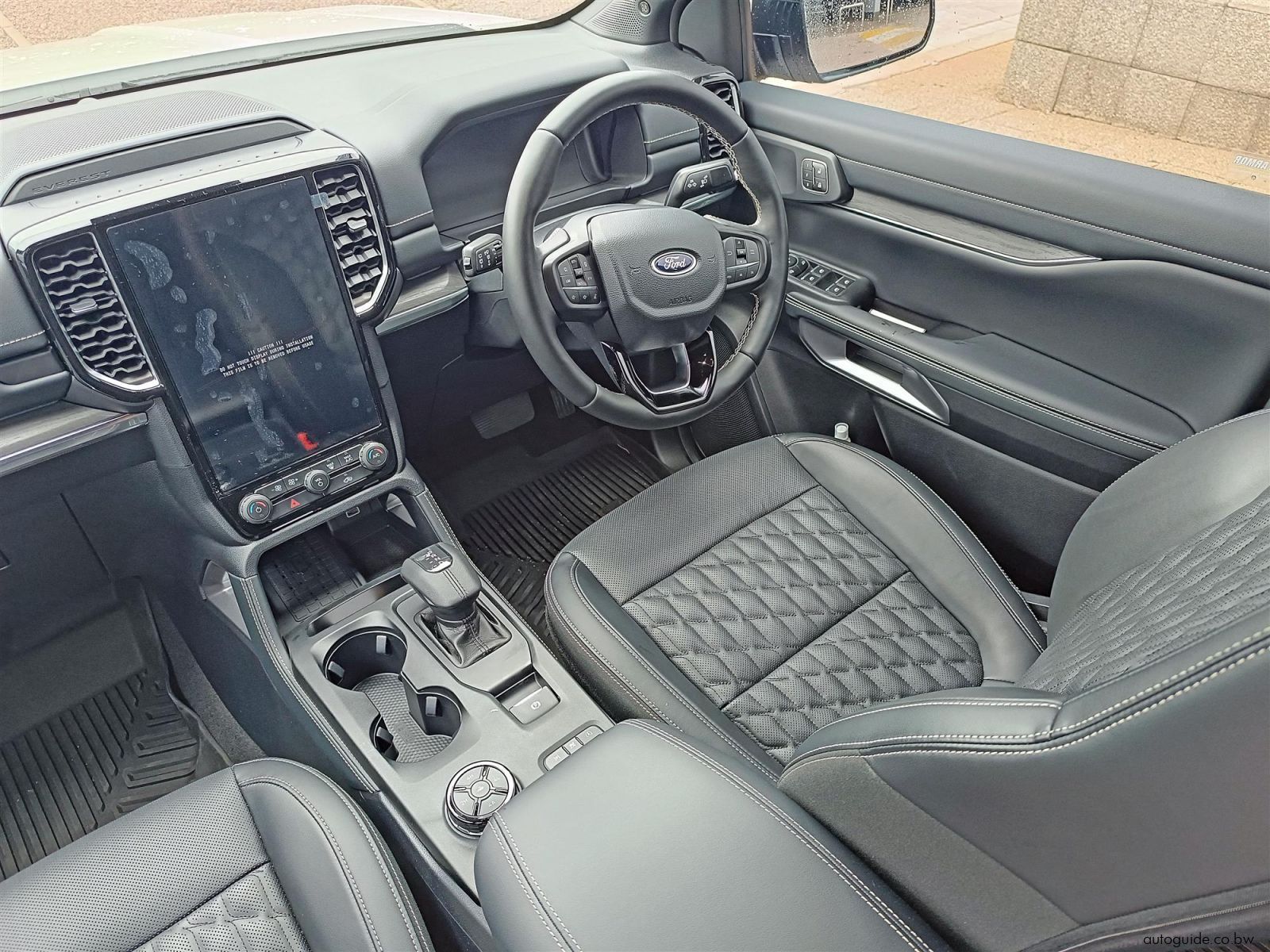 2026 Ford Everest Platinum 3.0L V6 photo