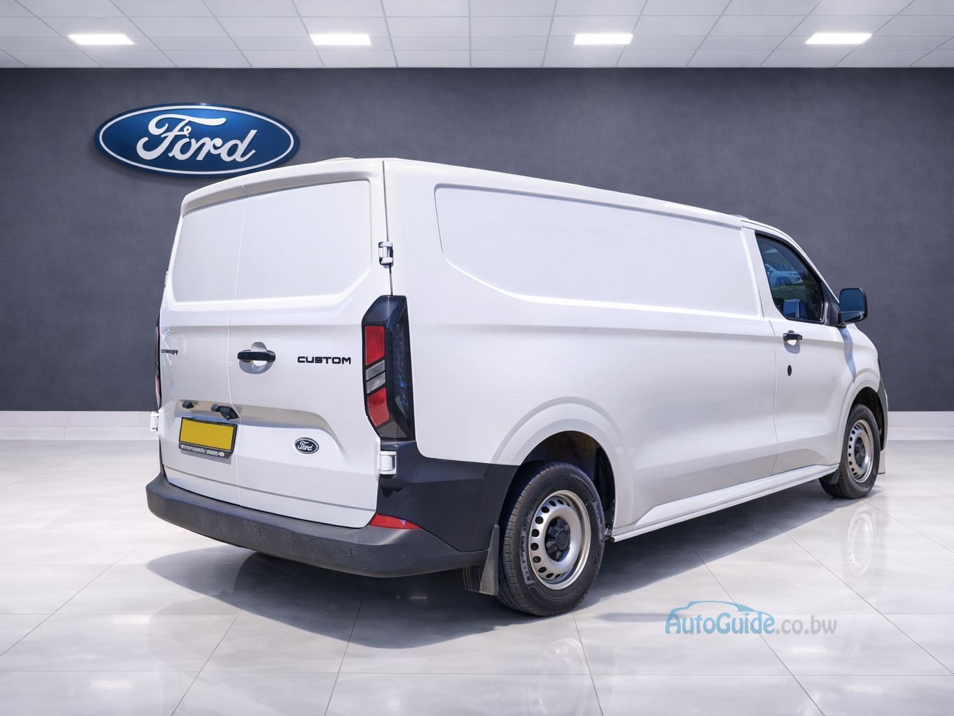 2025 Ford Transit Custom photo