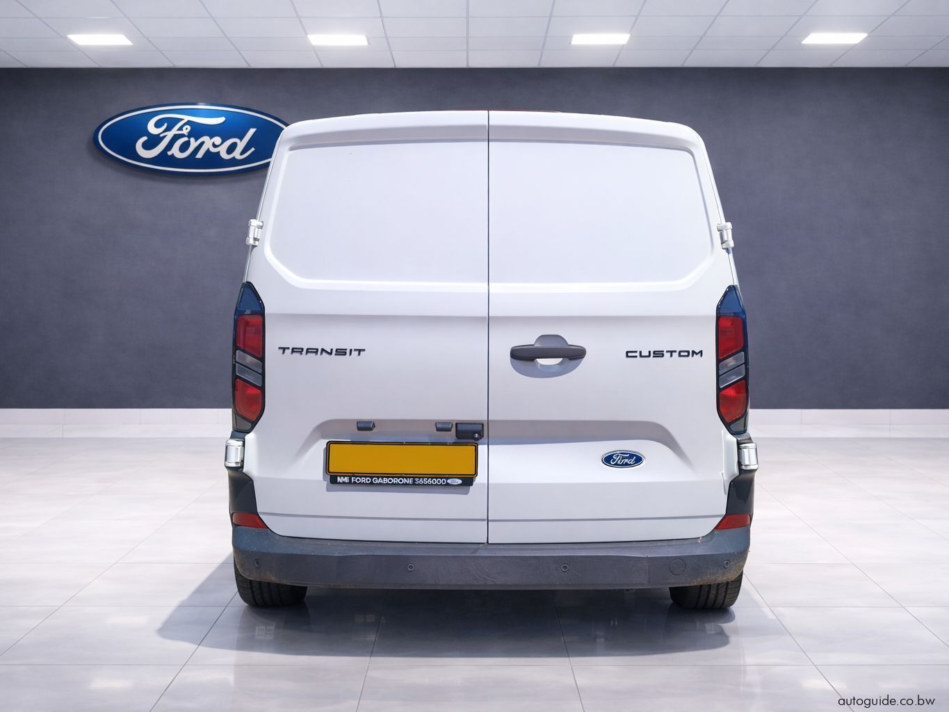 2025 Ford Transit Custom photo