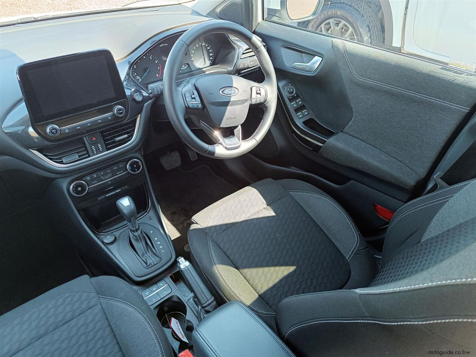 2025 Ford Puma photo