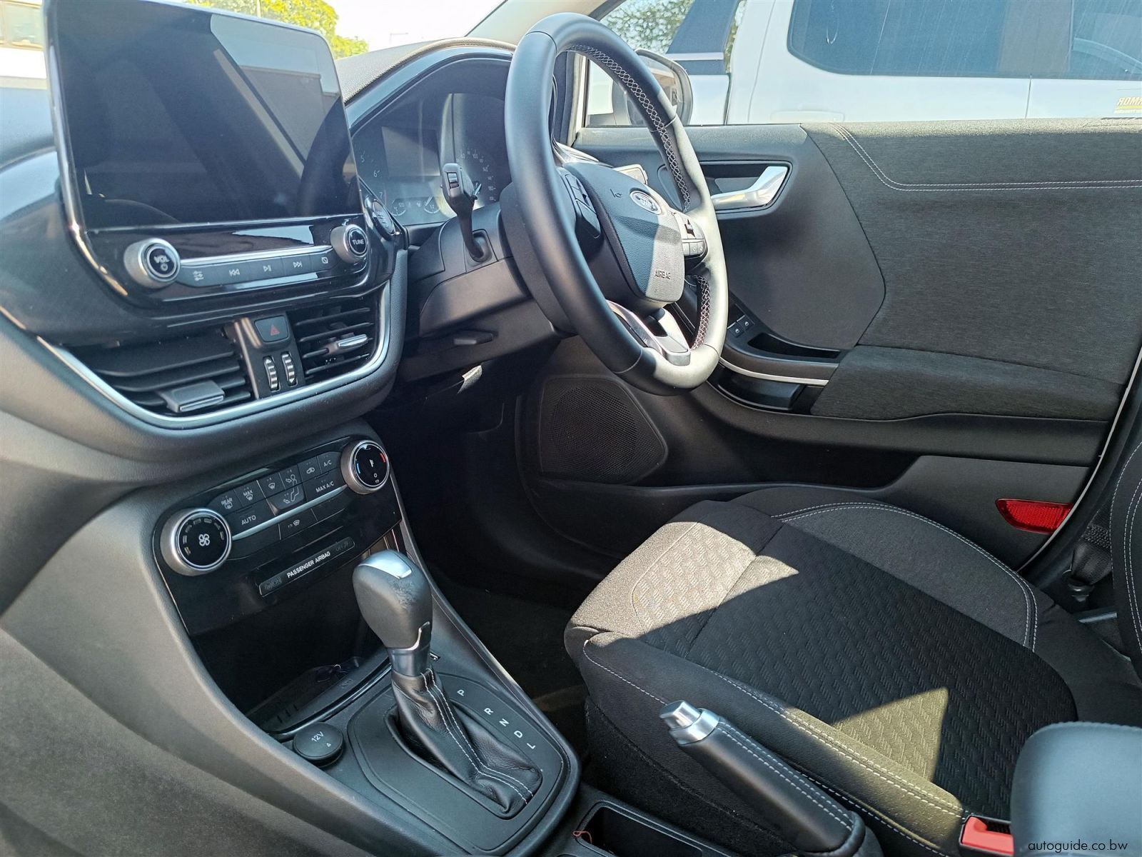 2025 Ford Puma photo