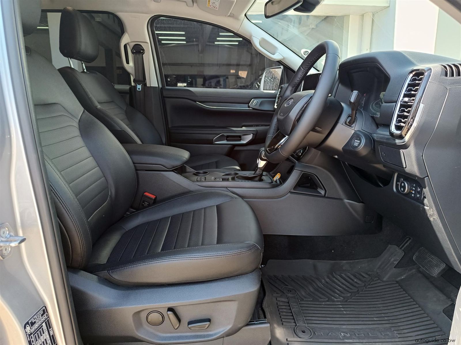 2026 Ford Everest Sport 7 Seater photo