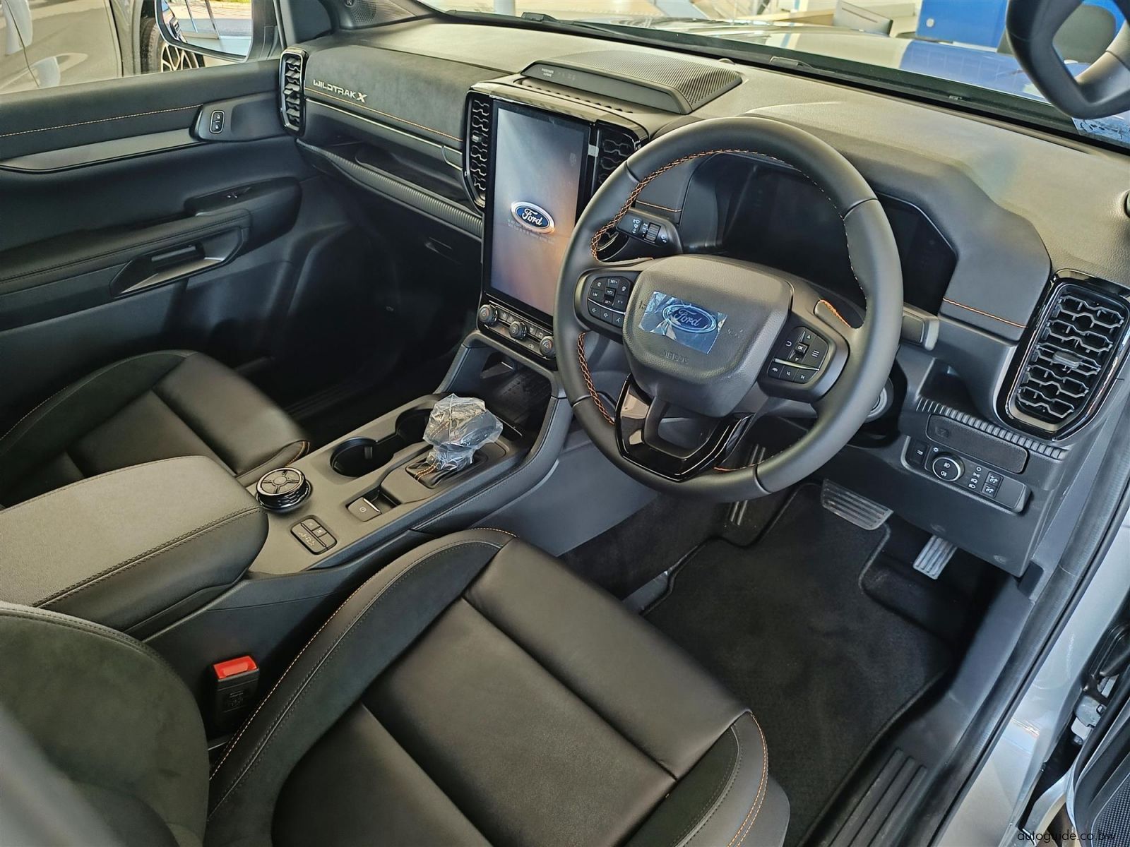 2026 Ford Wildtrak X photo
