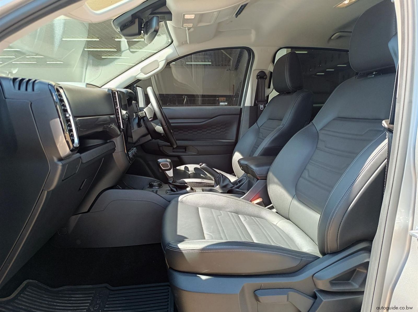 2026 Ford Ranger XLT 4x4 A/T 2.0L pictures