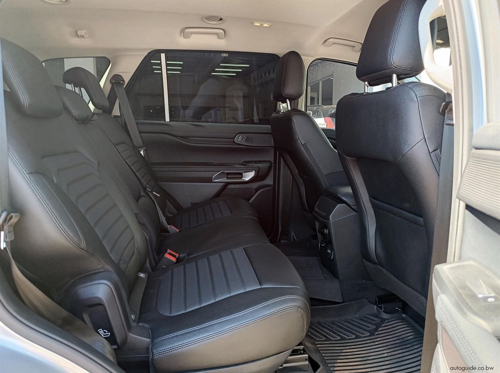 2026 Ford Everest Sport 7 Seater pictures