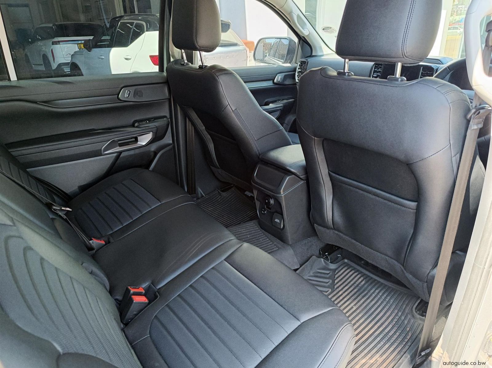 2026 Ford Everest Sport 7 Seater pictures