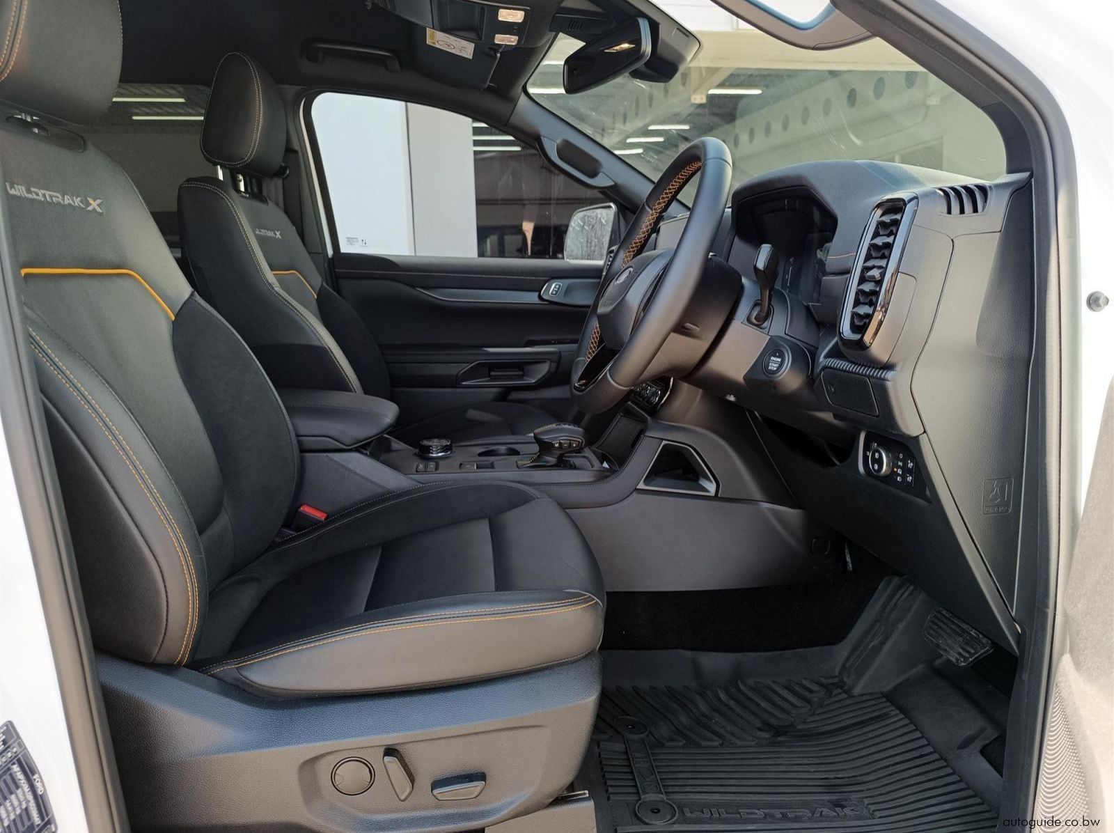 2026 Ford Wildtrak X 10 Speed 4x4 A/T 2.0L pictures
