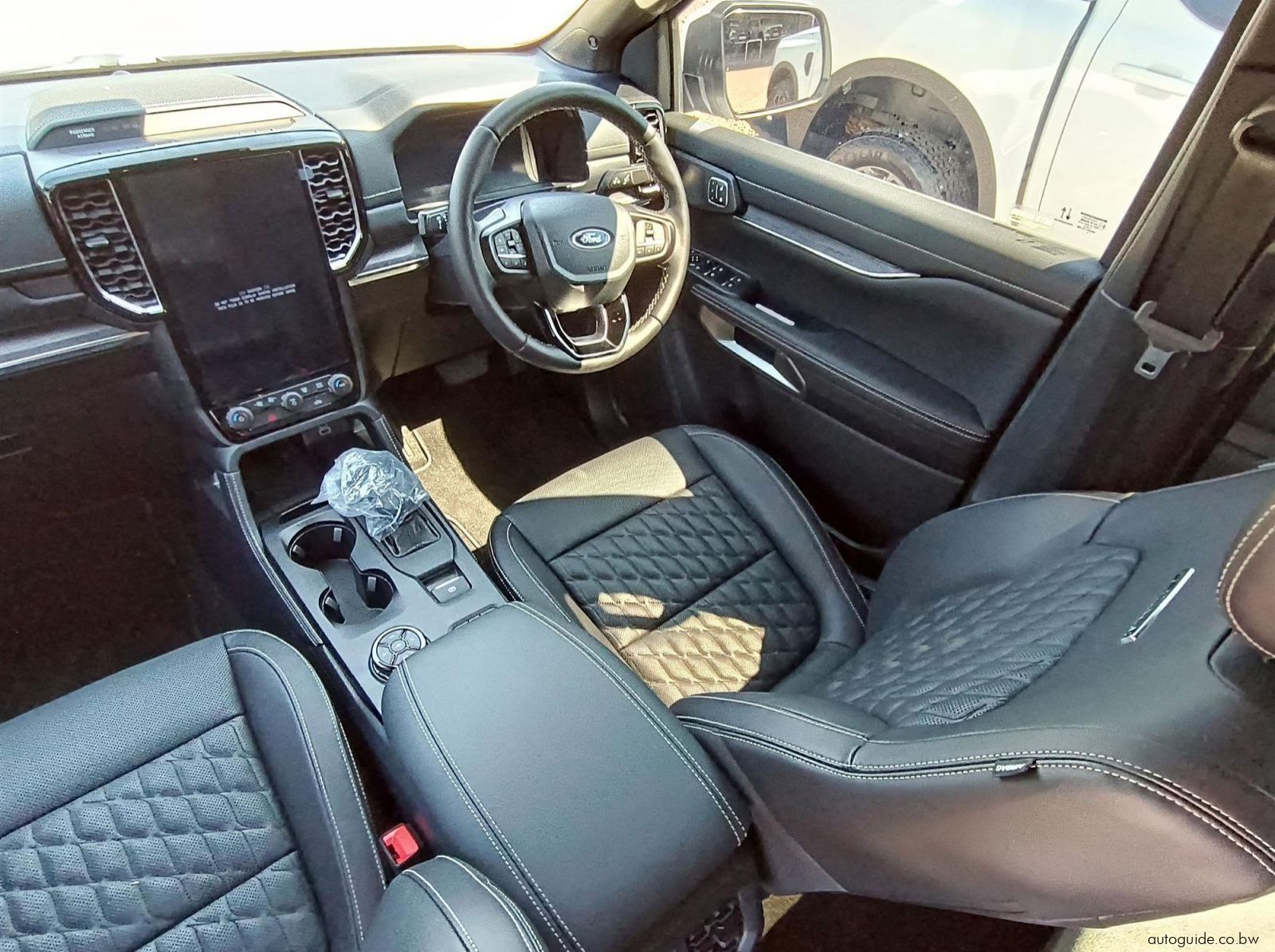 2025 Ford Ranger Platinum 3.0L V6 pictures
