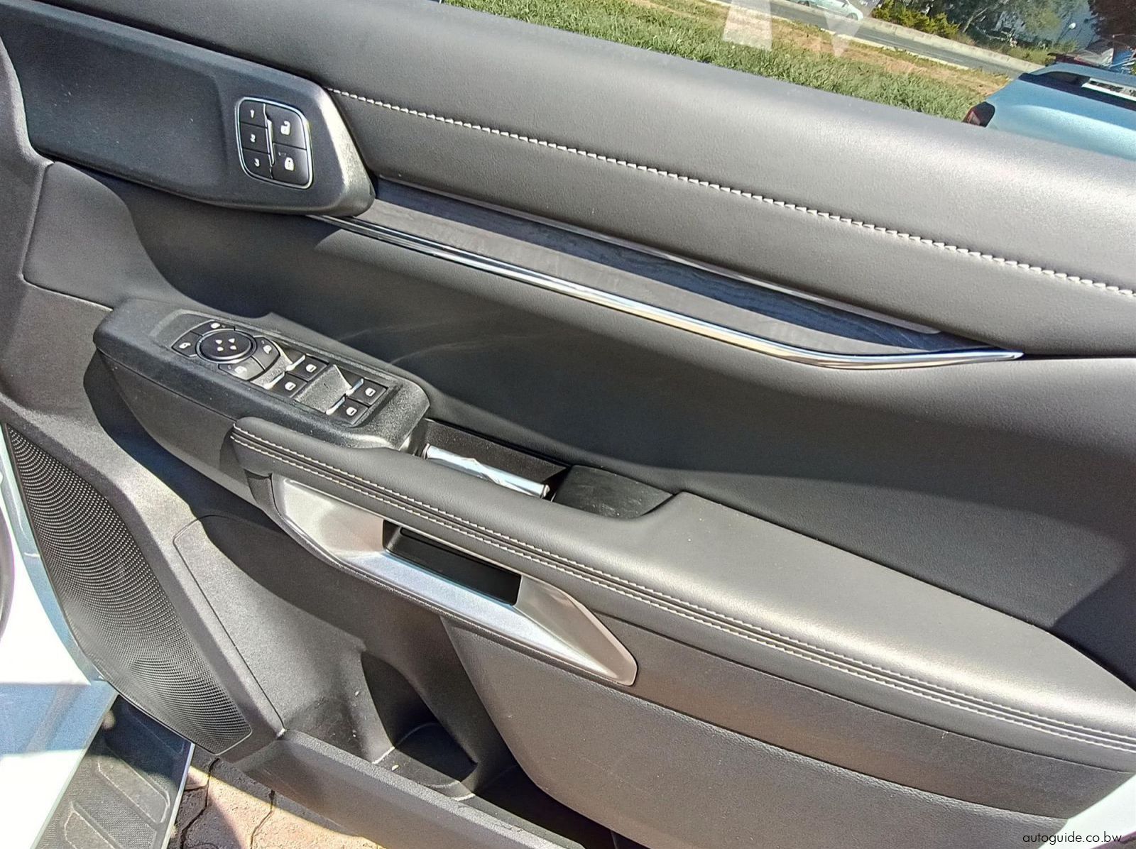 2025 Ford Ranger Platinum 3.0L V6 pictures