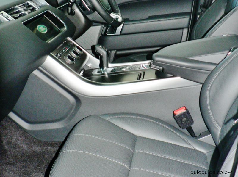 2018 Land Rover Range Rover Lumma CLR RS Sport pictures