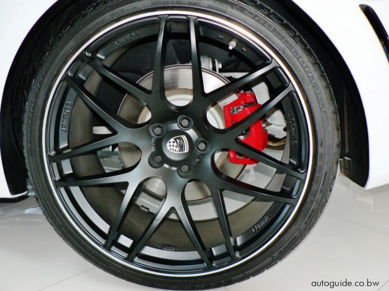 2018 Land Rover Range Rover Lumma CLR RS Sport pictures