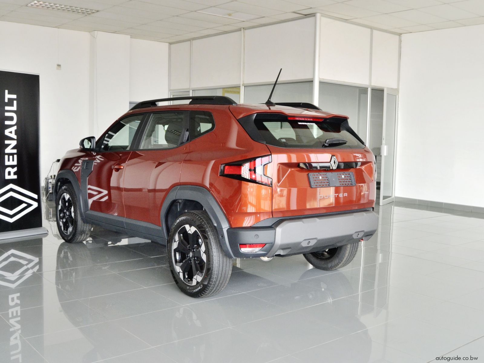 2025 Renault Duster Intens 7 Speed EDC - 4x2 photo