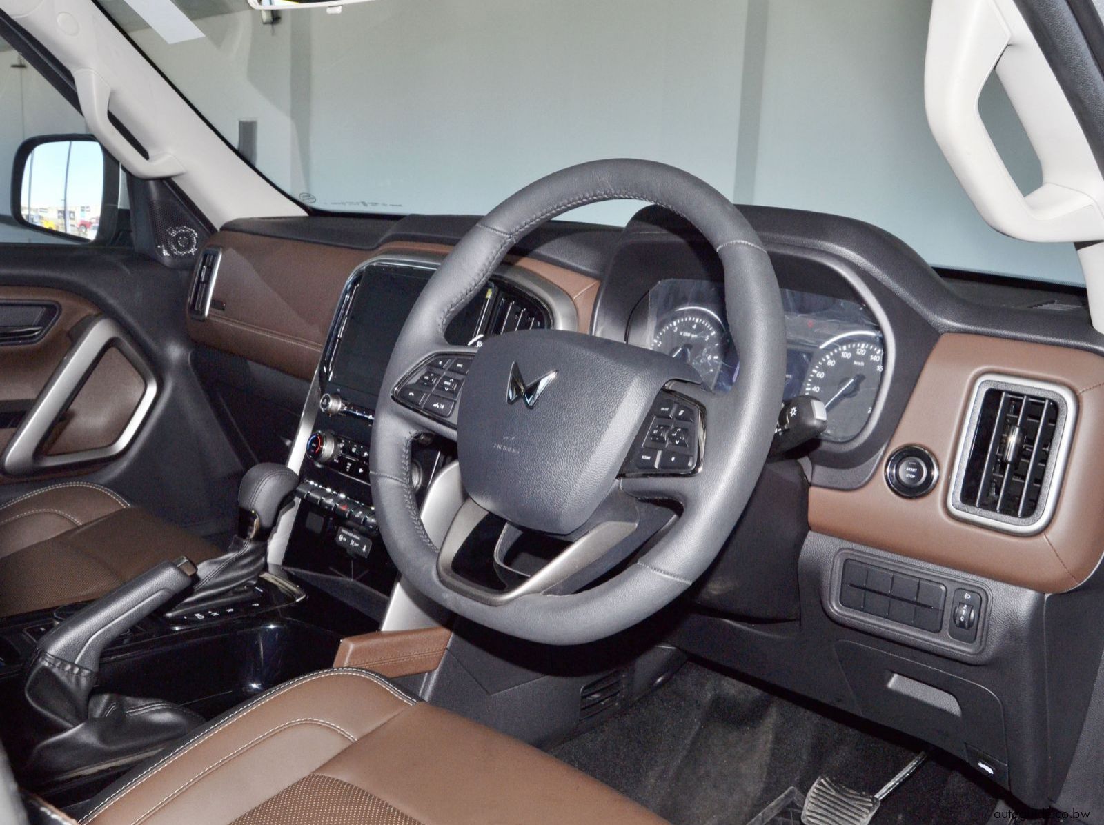 2025 Mahindra Scorpio N 4Xplor - 7 Seater pictures