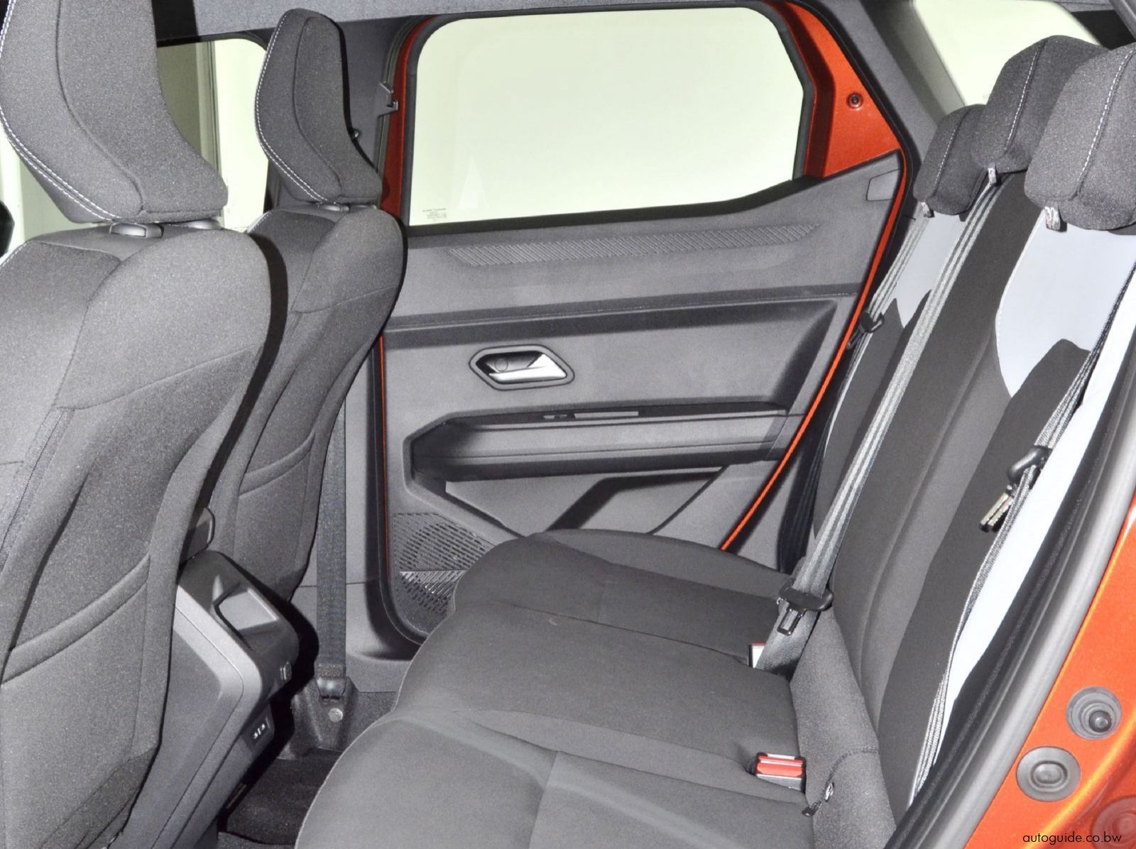 2025 Renault Duster Intens 7 Speed EDC - 4x2 pictures