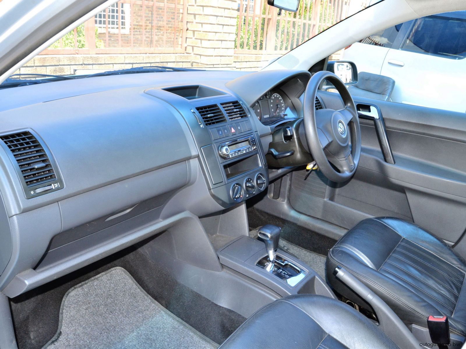 2014 Volkswagen Polo Vivo photo