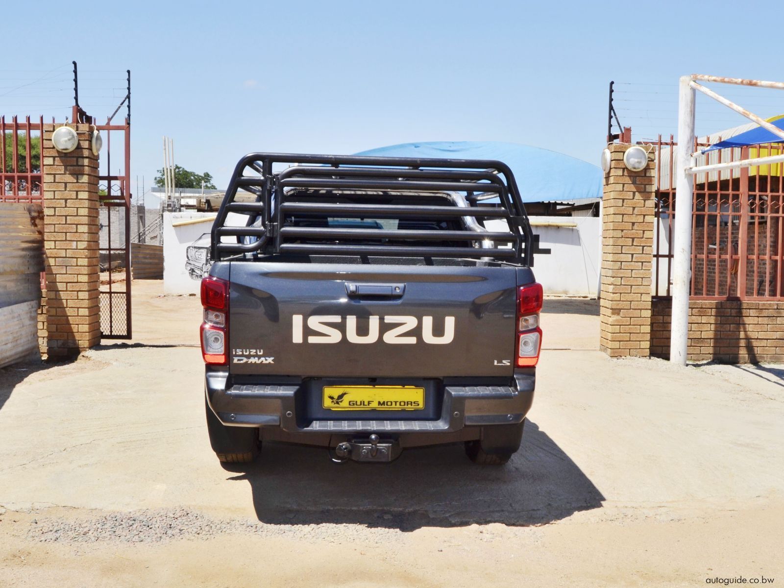 2024 Isuzu D-Max LS photo