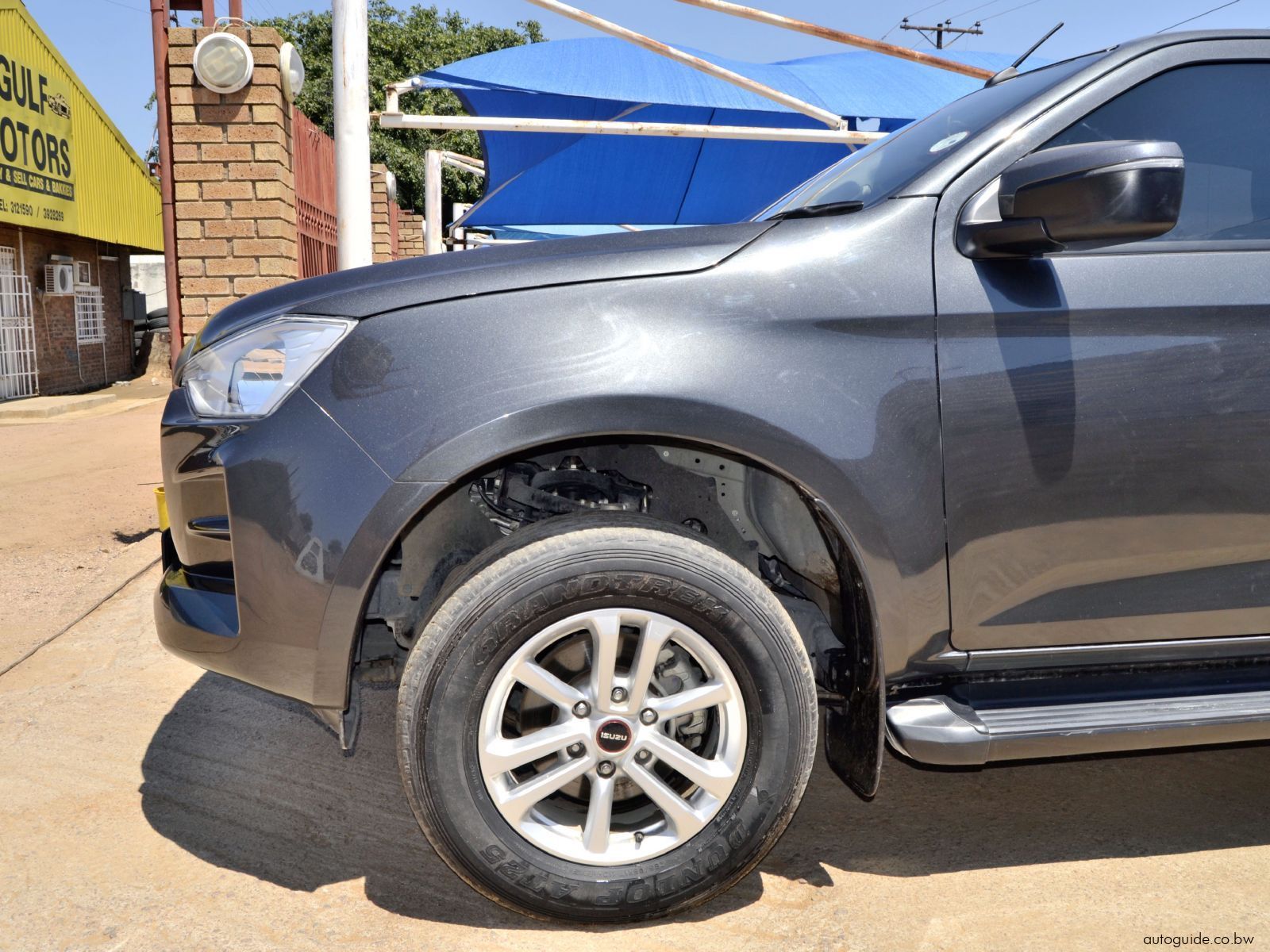 2024 Isuzu D-Max LS photo