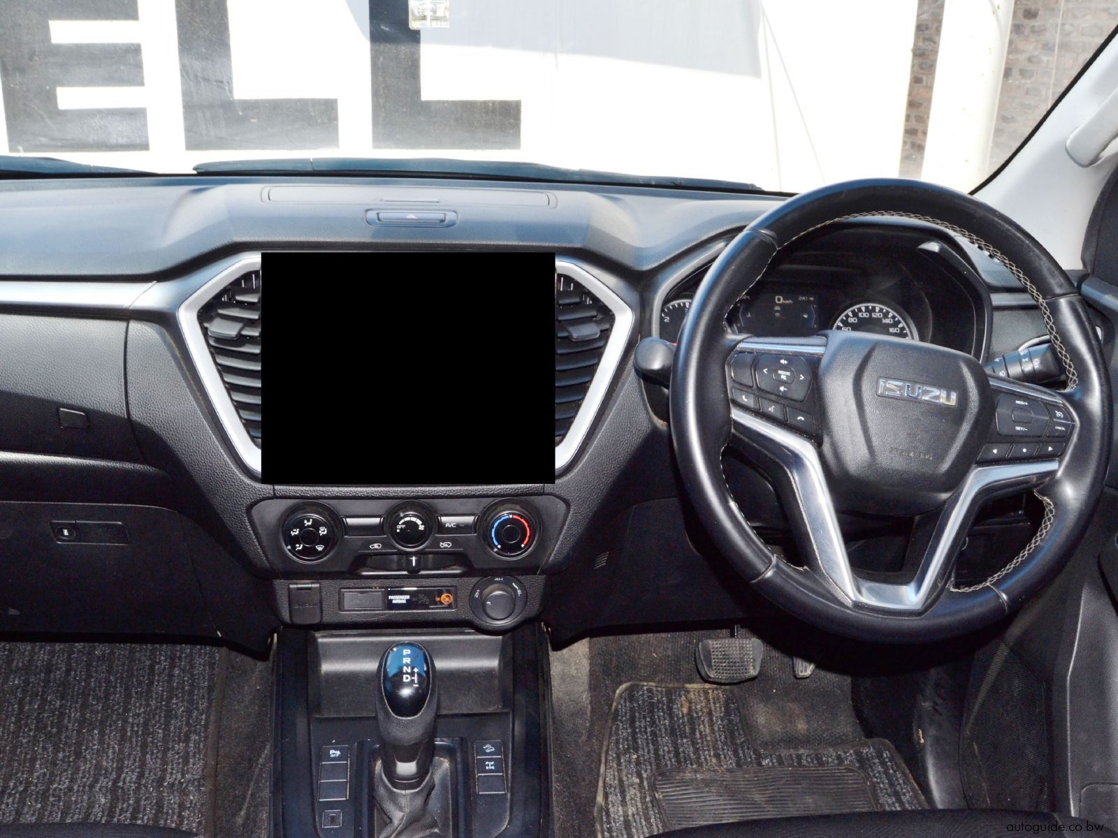 2024 Isuzu D-Max LS photo