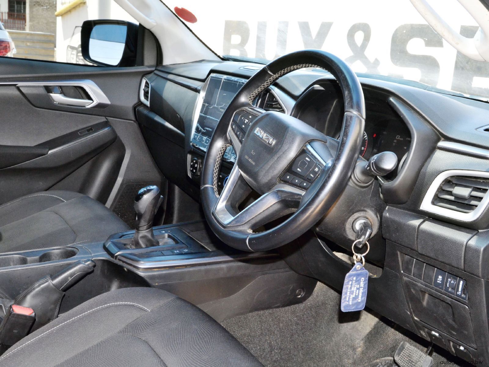 2024 Isuzu D-Max LS photo