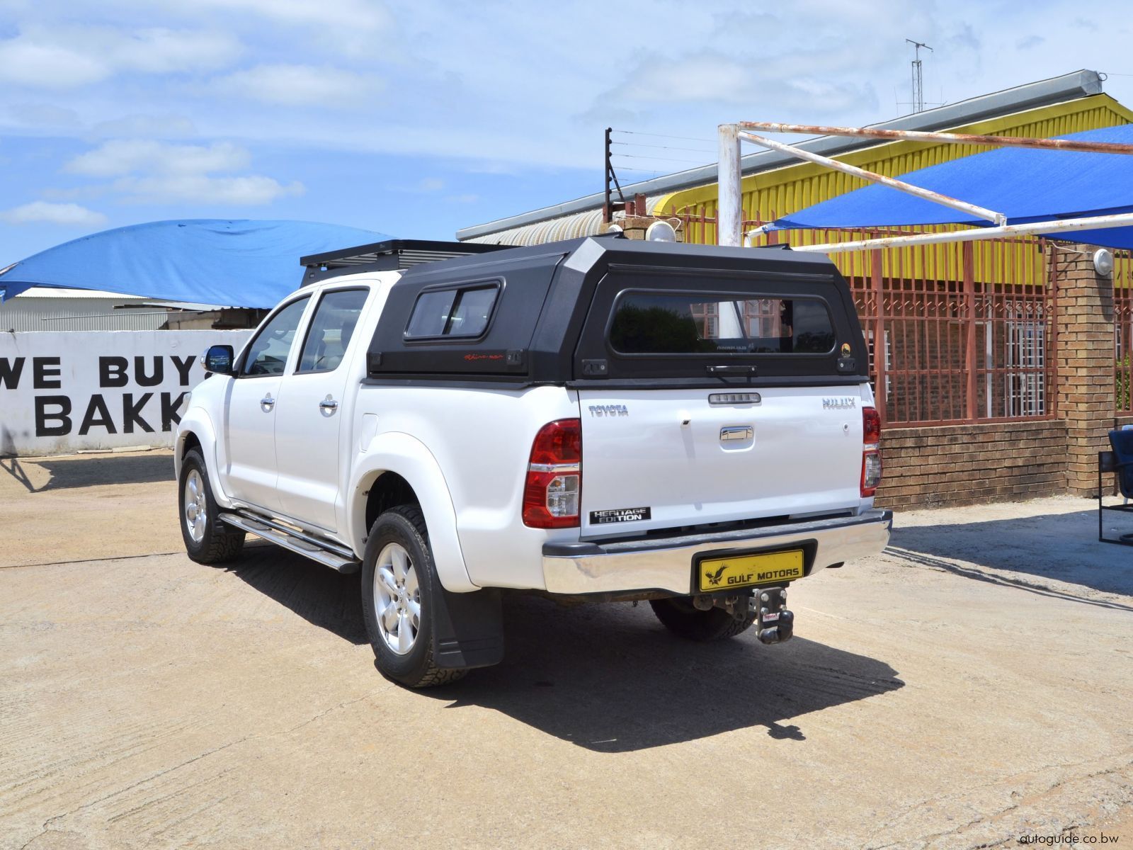 2011 Toyota Hilux vvti photo