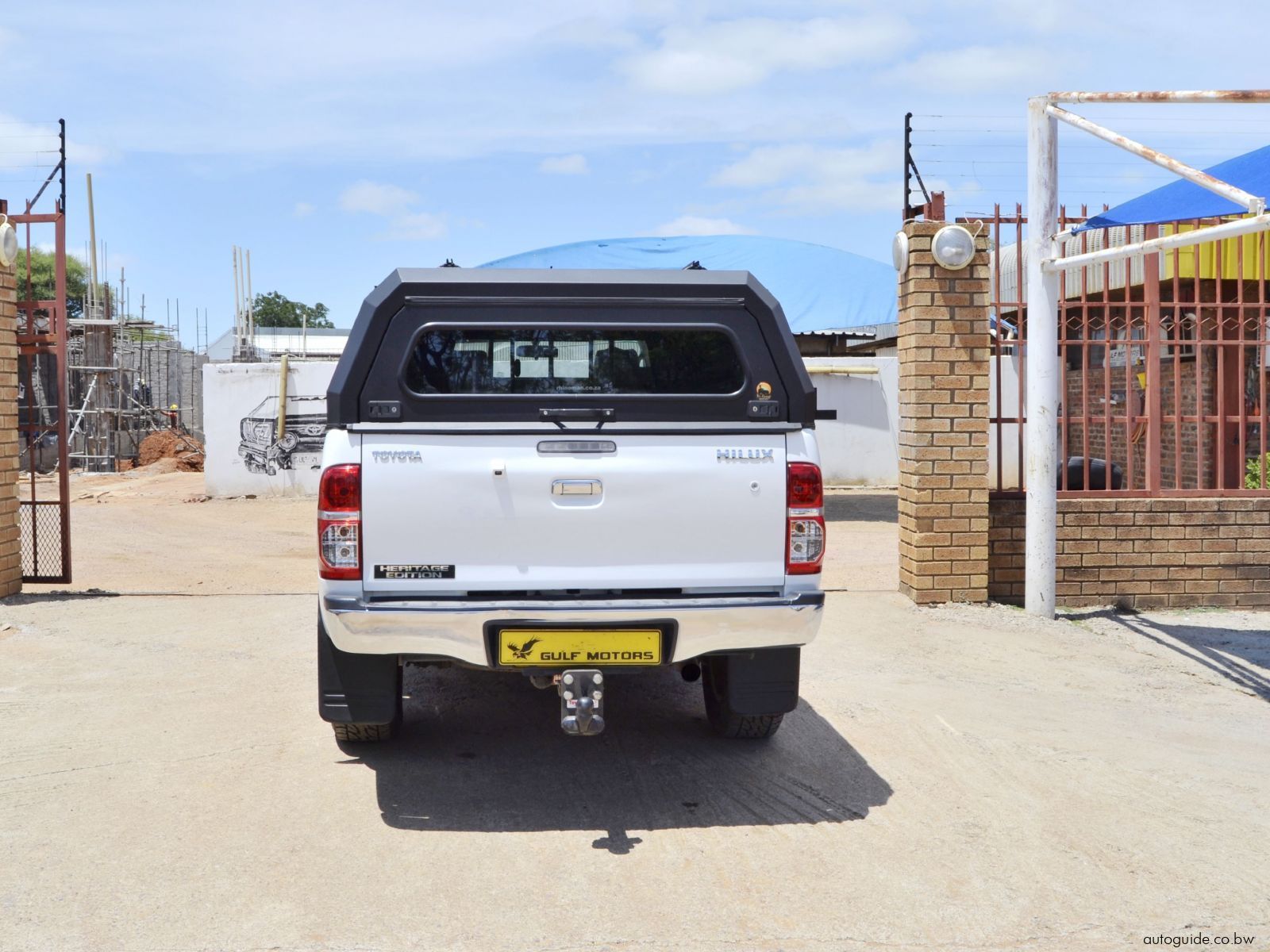 2011 Toyota Hilux vvti photo
