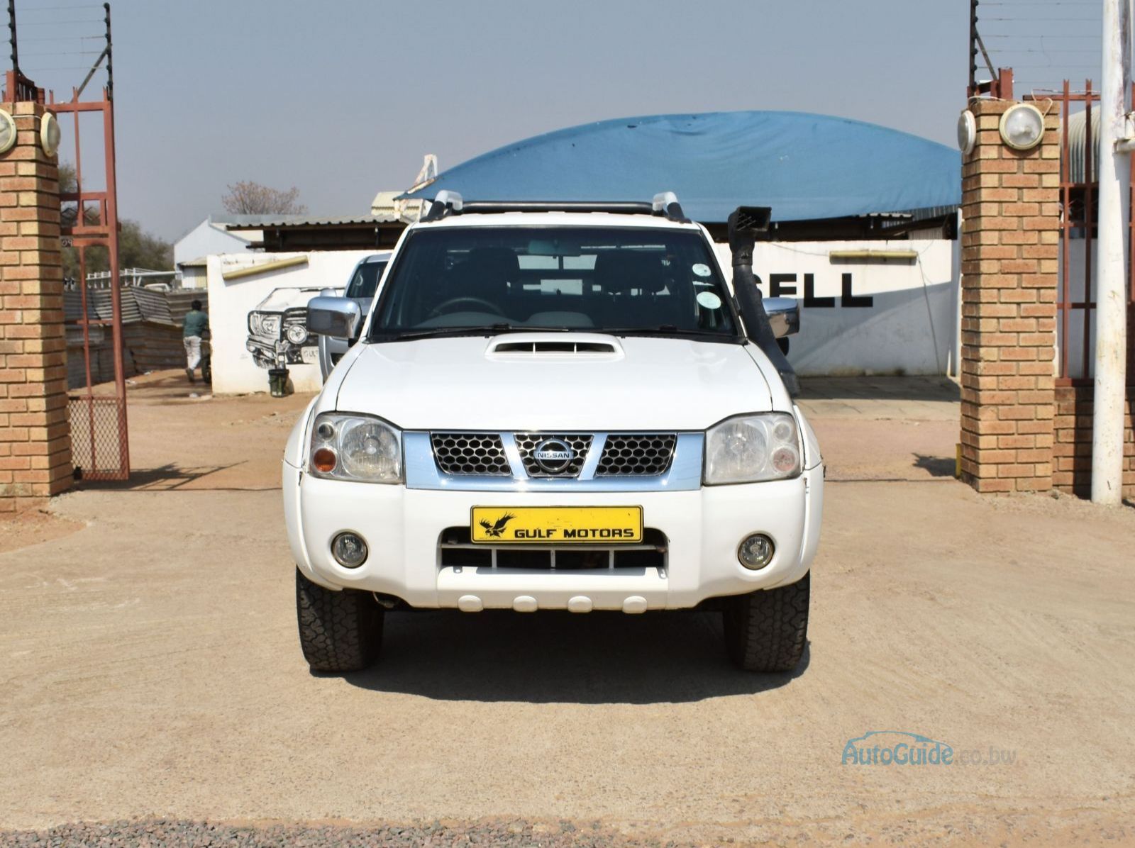 2014 Nissan NP300 Hardbody pictures
