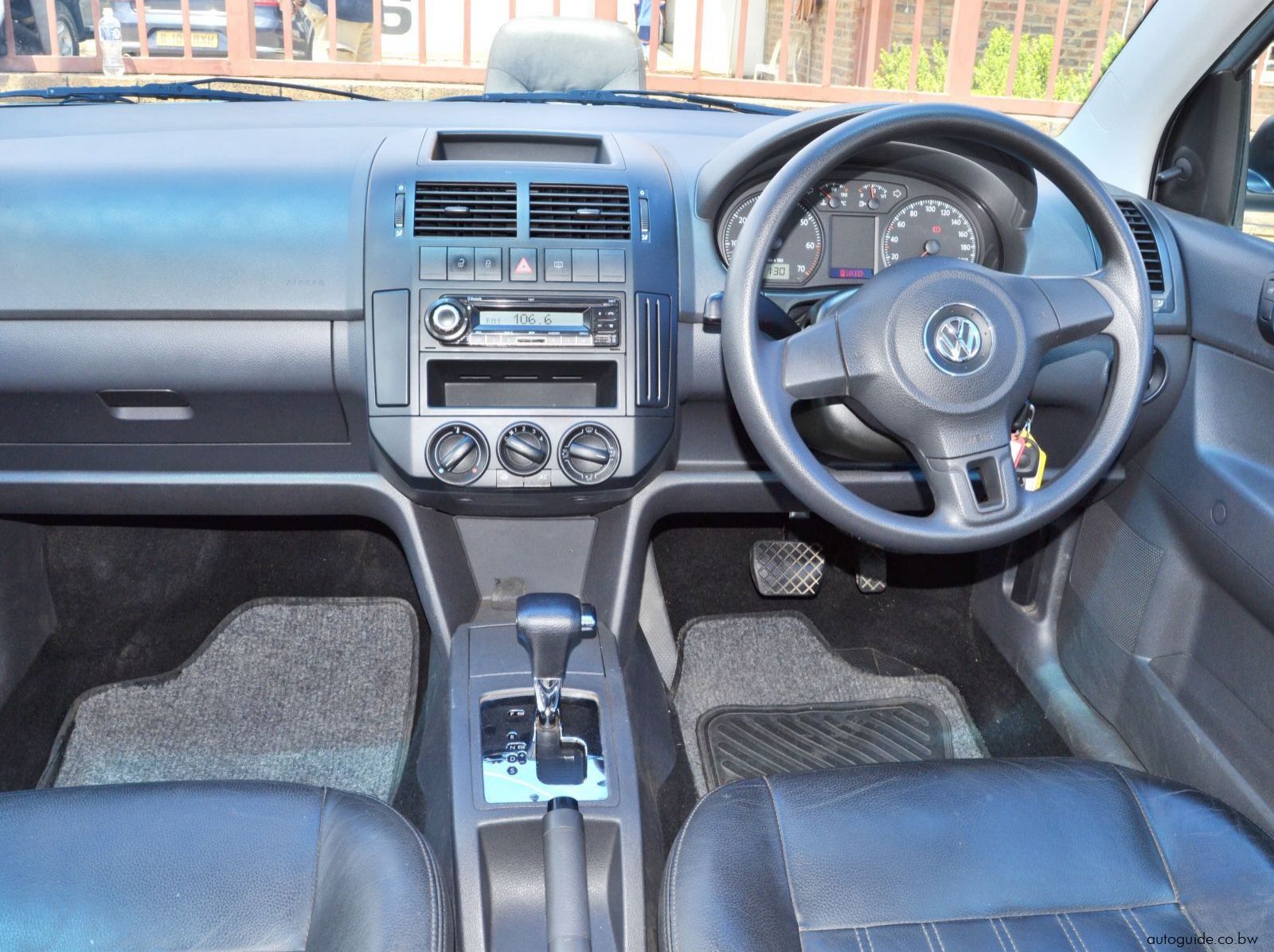 2014 Volkswagen Polo Vivo pictures