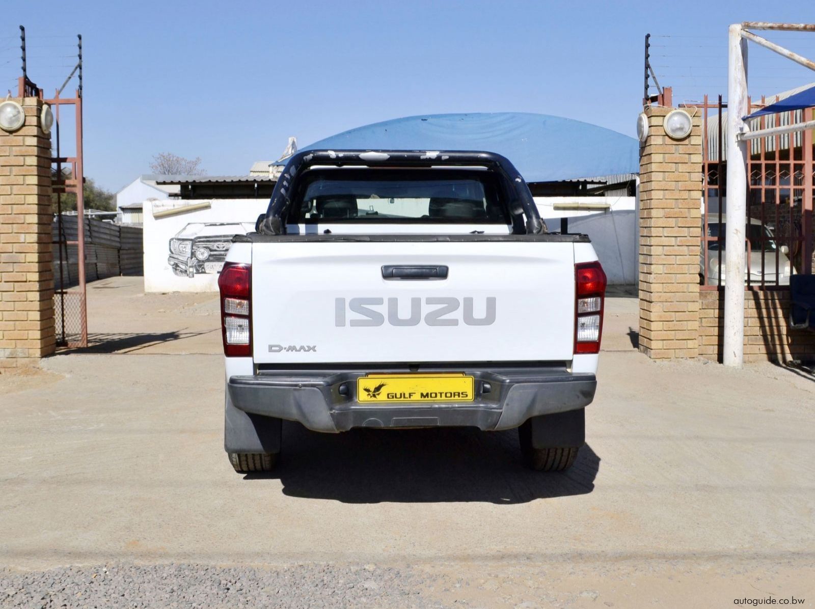 2019 Isuzu D-Max pictures