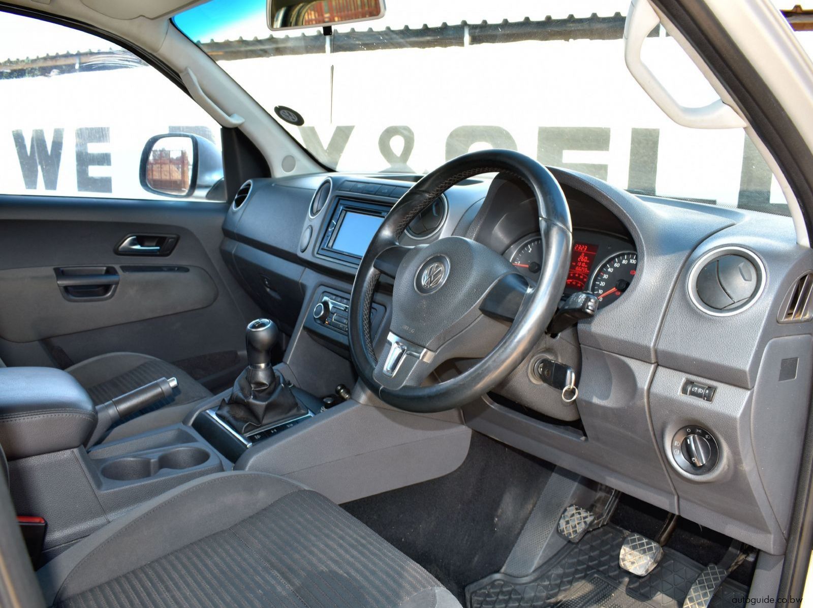 2012 Volkswagen Amarok TDi pictures