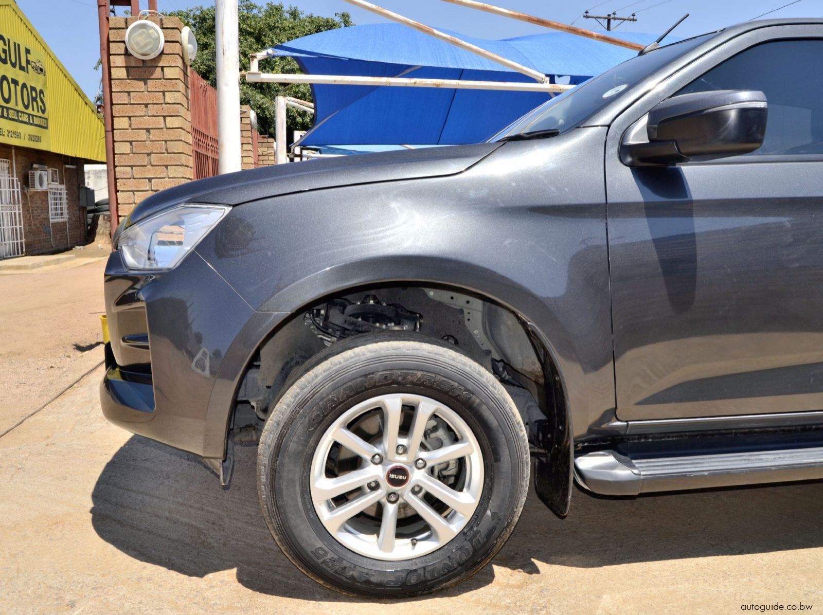 2024 Isuzu D-Max LS pictures