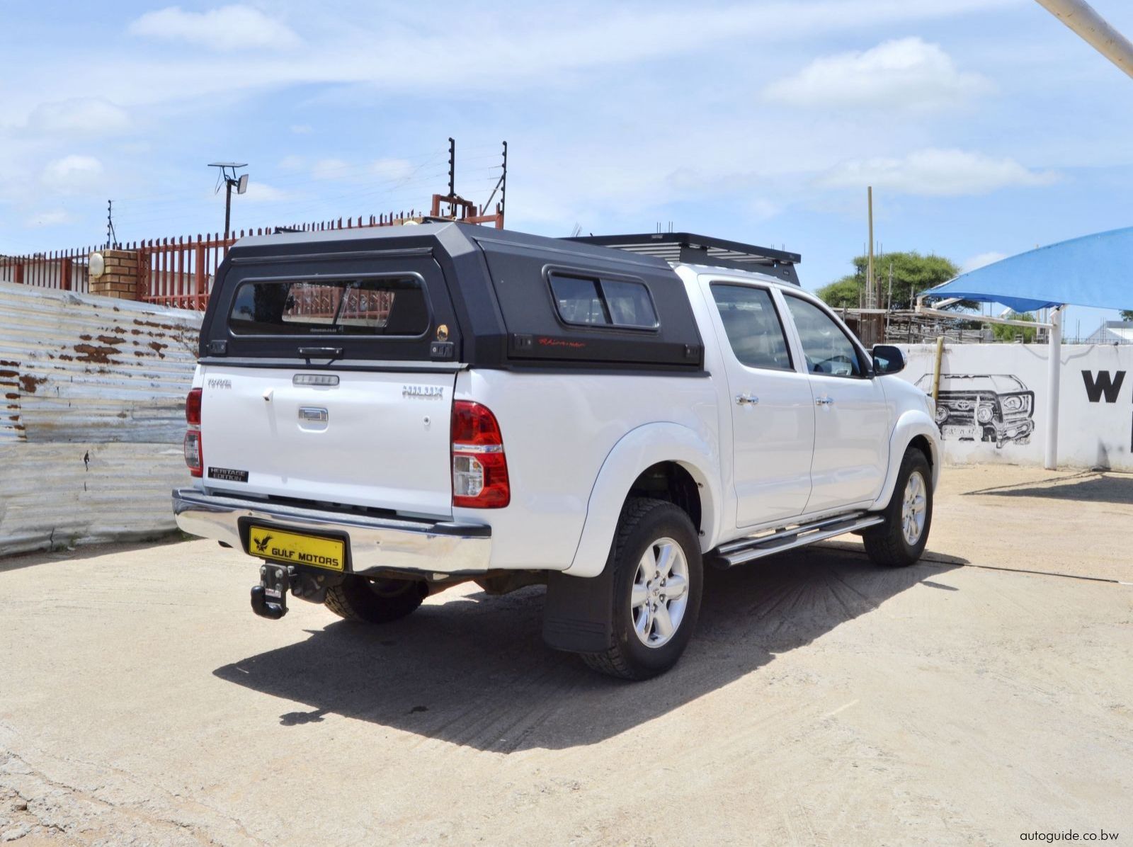 2011 Toyota Hilux vvti pictures
