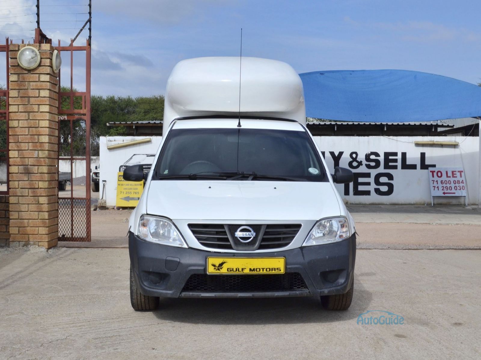 2019 Nissan NP200 pictures