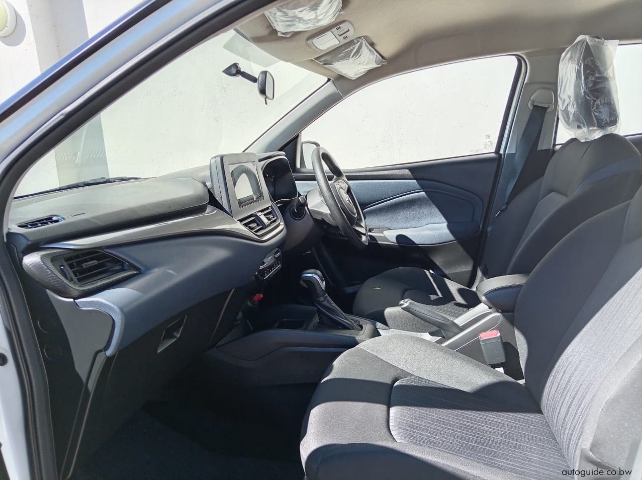 2026 Toyota Starlet XS AT pictures