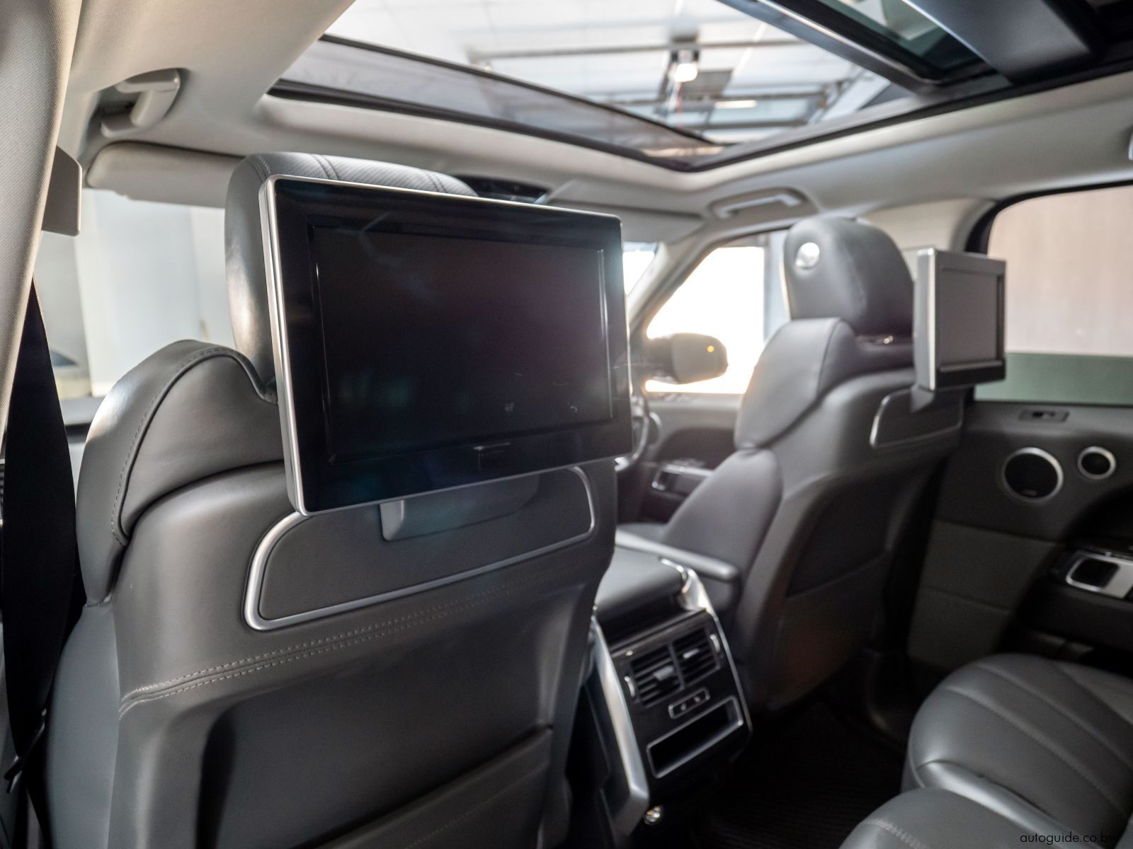 2015 Range Rover Sport HSE SDV6 photo