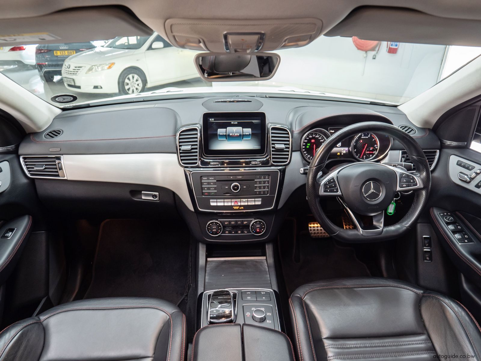 2018 Mercedes-Benz GLE 43 AMG Bi-Turbo 4Matic photo