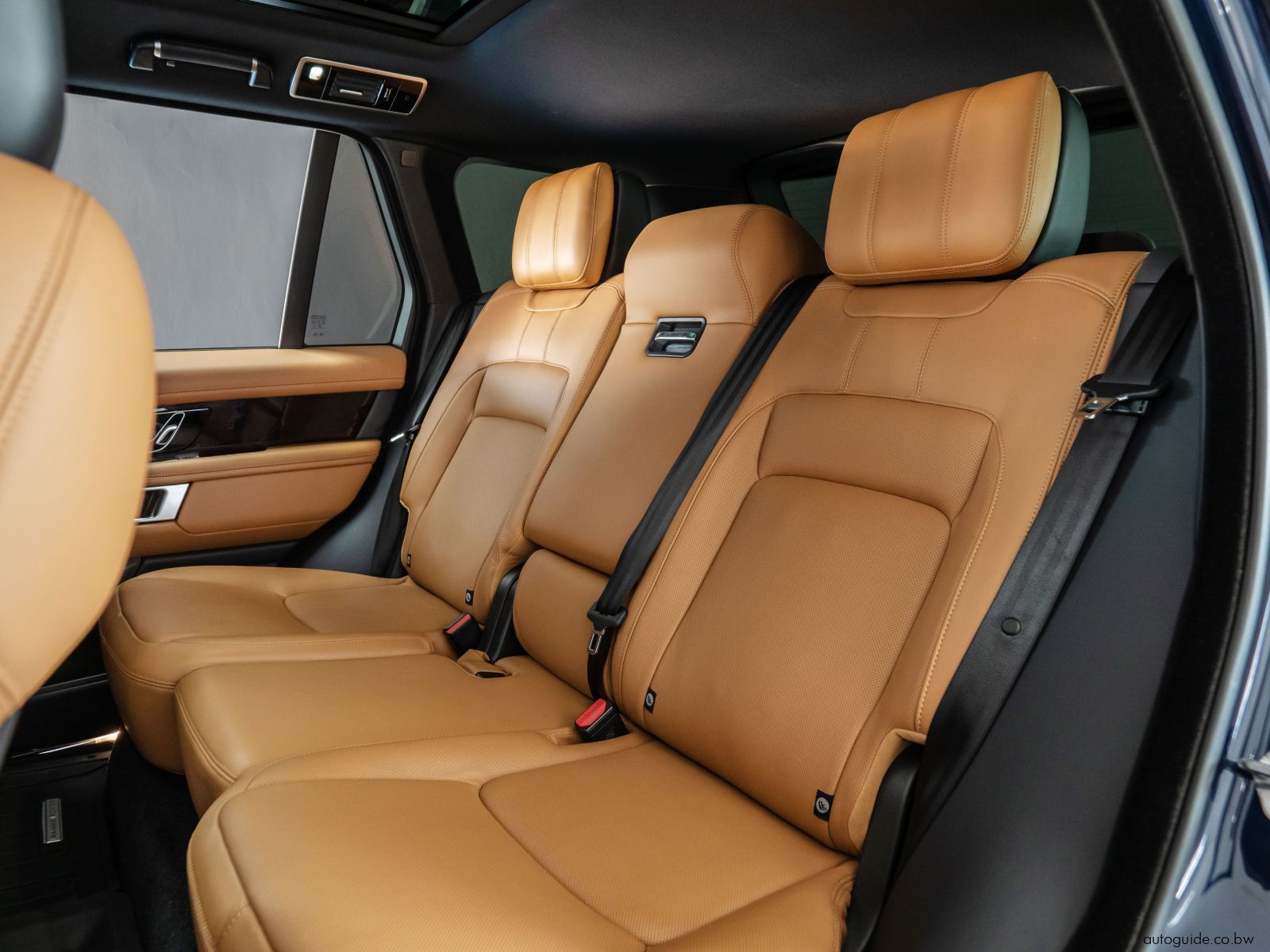 2018 Range Rover Voque SE SD V8 photo