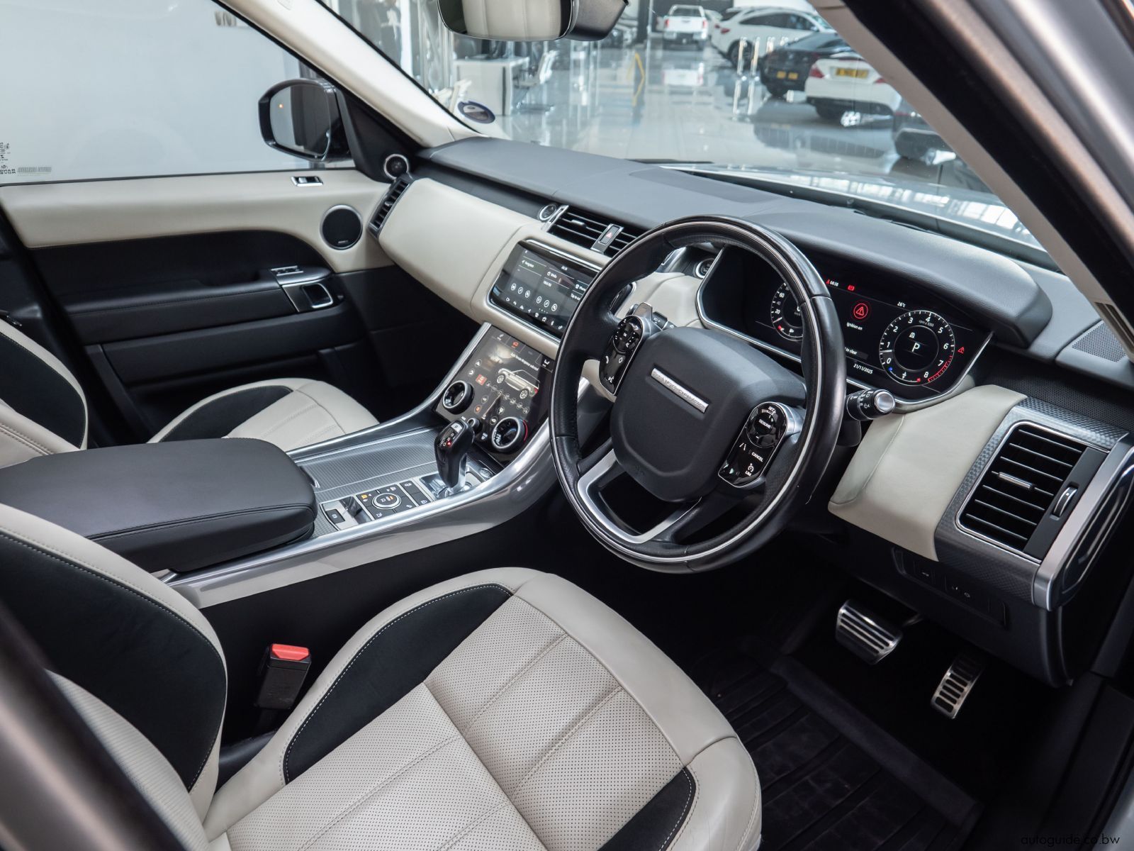 2018 Range Rover Sport V8 Supercharged photo