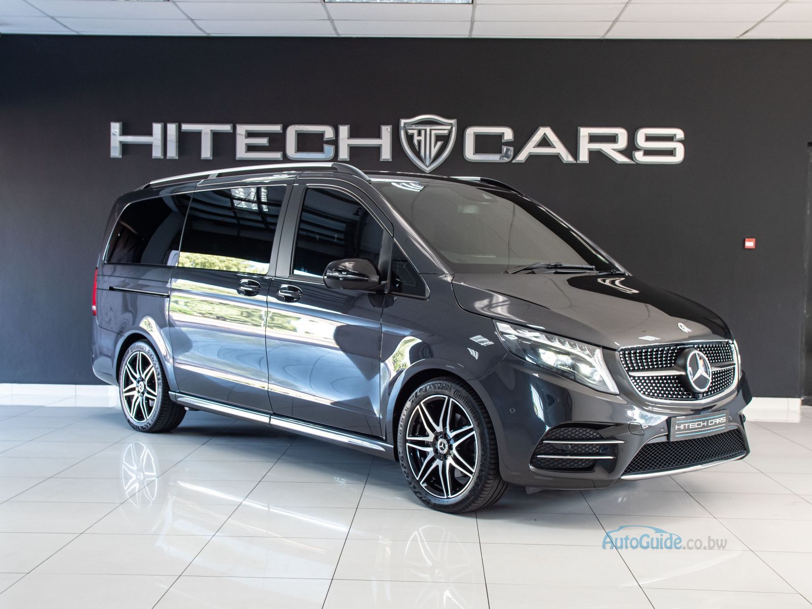 2023 Mercedes-Benz V300 D photo